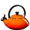 Le Creuset WASSERKESSEL ZEN OFENROT 2 Le Creuset WASSERKESSEL ZEN OFENROT -Köstliche Küche 0630870033596 1