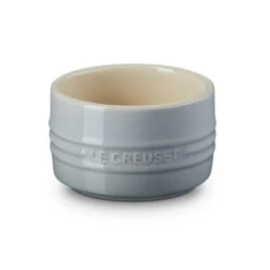 Le Creuset Souffle Förmchen / Creme Brulee Schälchen Mist Grey ø 8 Cm / 200 Ml