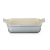 Le Creuset Auflaufform Heritage Mist Grey 26 X 19 Cm / 2,4 Liter -Köstliche Küche https3A2F2F944dbe8fb4c17d92e2cb d5054c5a52ec6ed10584f0eb5d8dd2be.ssl .cf3 .rackcdn.com2Fuploads2Fproduct2Fimages2F71102265410001