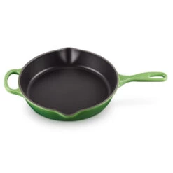 Le Creuset Bratpfanne / Skillet Signature Bamboo ø 26 Cm Emaillierte Antihaftbeschichtung