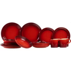 Le Creuset Geschirr Set Kirschrot 16 Teilig