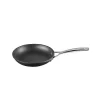 LE CREUSET, Aluminium-Antihaft Flache Pfanne 20cm Schwarz -Köstliche Küche lecreuset aluminium antihaftflachepfanne20cmschwarz 1 768 1024 75 7348125 1