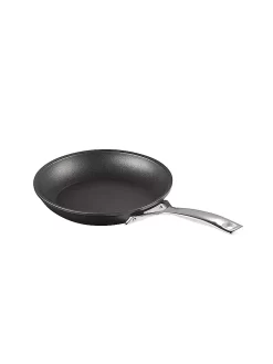 LE CREUSET, Aluminium-Antihaft Flache Pfanne 20cm Schwarz 7 LE CREUSET, Aluminium-Antihaft Flache Pfanne 20cm Schwarz -Köstliche Küche lecreuset aluminium antihaftflachepfanne20cmschwarz 2 768 1024 75 7348125 2