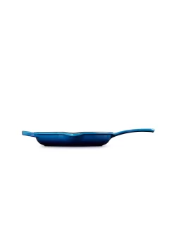 LE CREUSET, Brat- Und Servierpfanne SIGNATURE 23cm Azure -Köstliche Küche lecreuset brat undservierpfannesignature23cmazure 3 768 1024 75 7592254 3